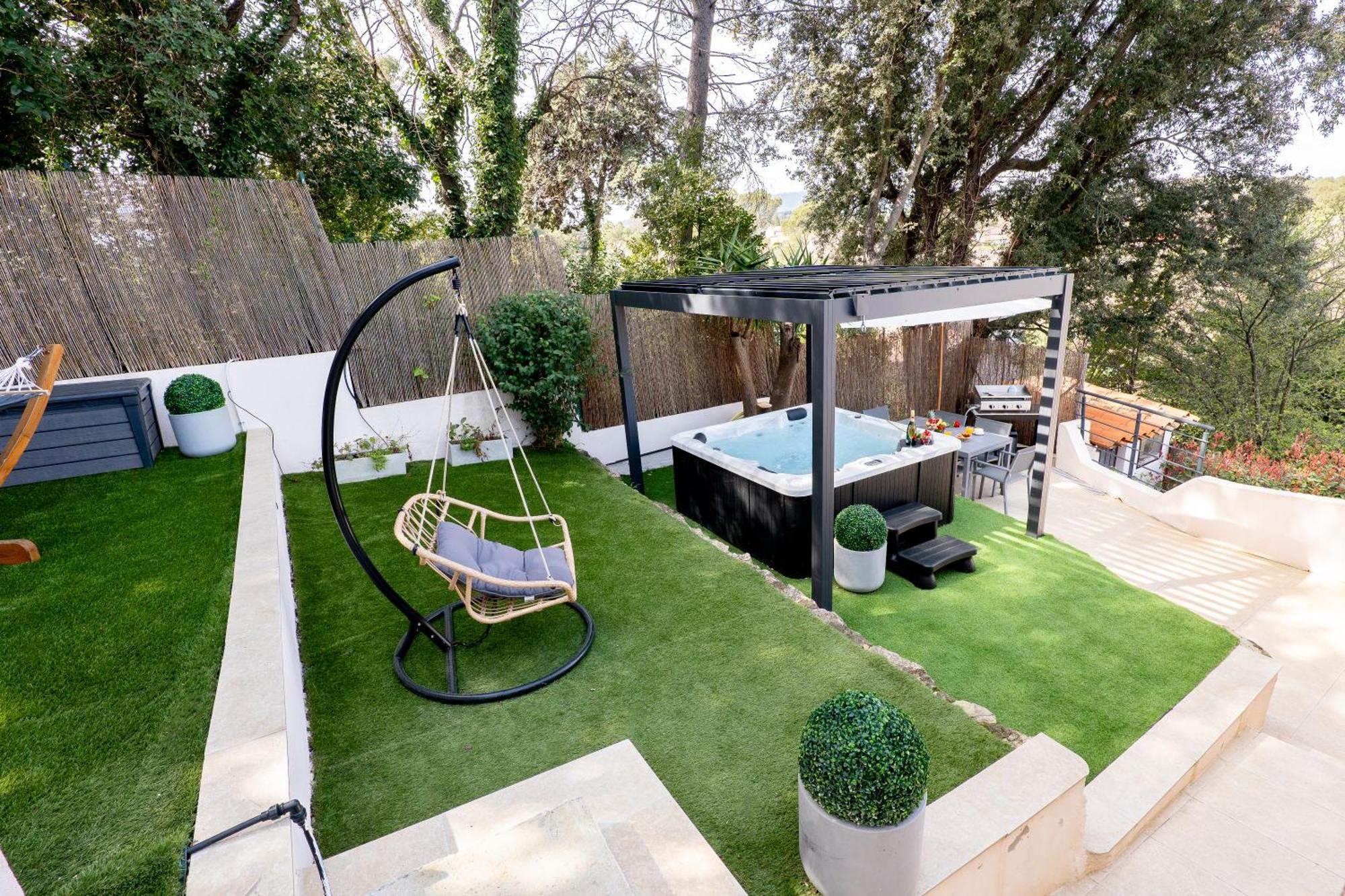Piscine-Jacuzzi-Videoprojecteur-Clim La Perle Rare Villa มูแฌ็ง ภายนอก รูปภาพ